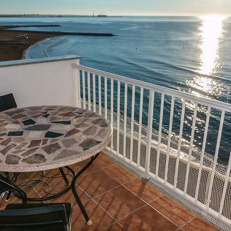 Apartamento En Primera Linea De Mar Sant Carlos de la Ràpita Dış mekan fotoğraf